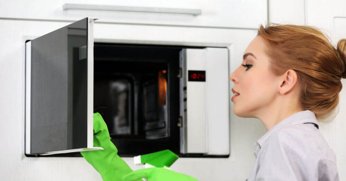 How to Clean the Microwave 6 Cleaning Tricks Alpine Maids